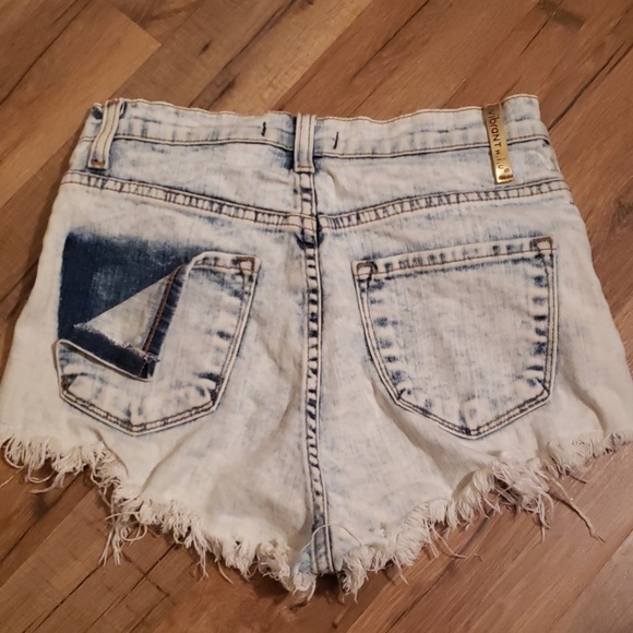 Shorts - Picture 2 of 2